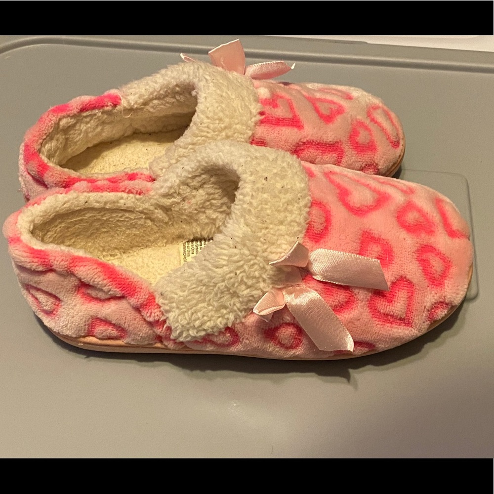 Kids house shoes.